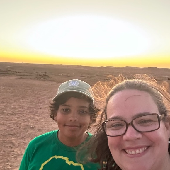 Meet your Posher, Heather - Picture 1 of 1